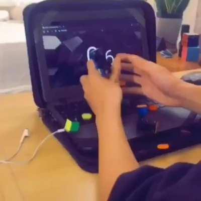 Ue (Peguei dum grupo meu de R6 no discord, me avisem caso seja repost :D)