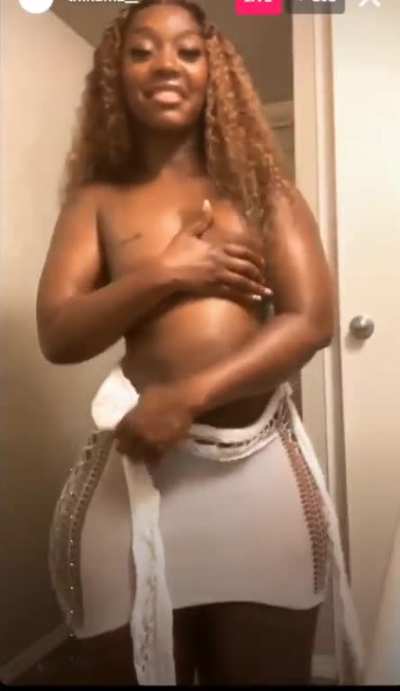 🍑live Thikumz 🔥🔥🌶