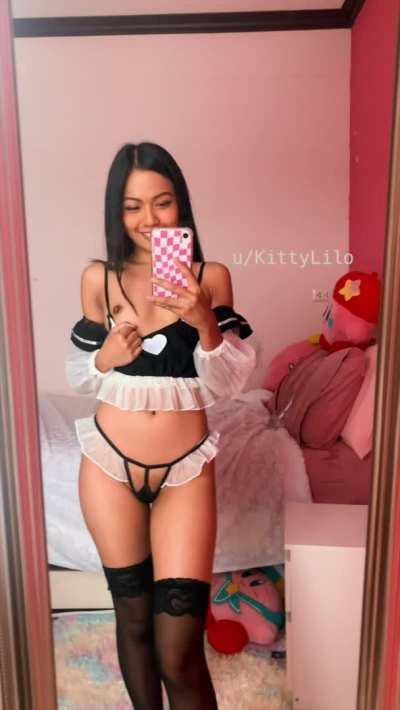 I dressed up for you so how about you undress for me.. 🙃🙊