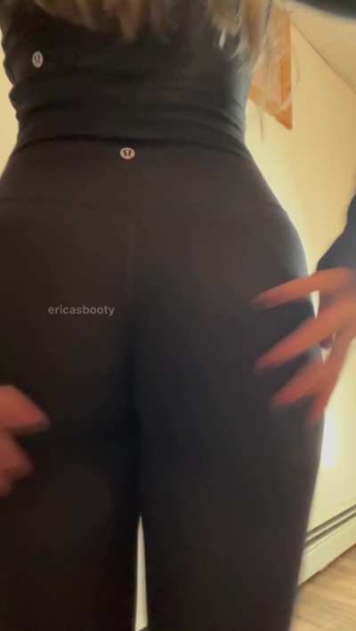 a cute & tight outfit for the gym today!