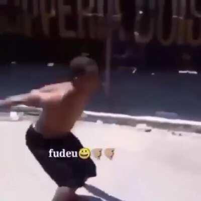 Lpx treinando para banir todos os SAD do chat