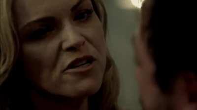 Anna-Louise Plowman Squeezes Balls to get Information in Six Bullets (2012)