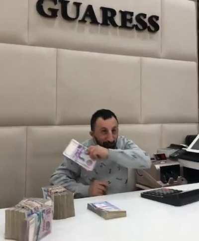 Me buying the dip with ETH like 😅😅