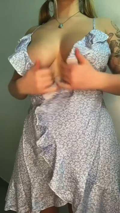 Any lovers Of This body ? ( Her Leeked Album In Comment )