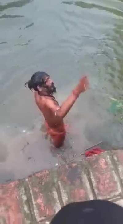 WCGW if I try some yoga on a ledge (love how he handles it though!)