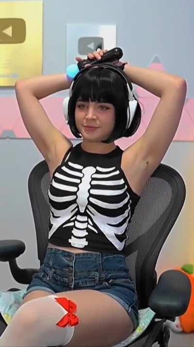 Pa los que les gustan las axilas👍