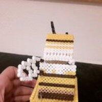 I made bee queen from ironing pearls i hope you like it