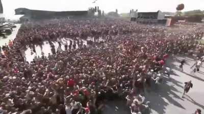 Thousands of Dagoba Fans Make a Wall of Death at Hellfest 2019