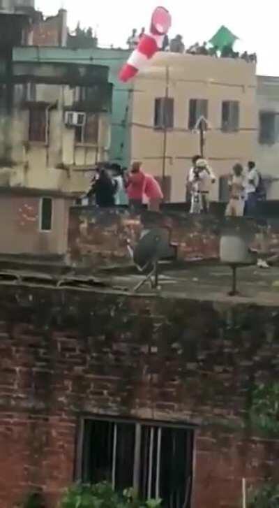 Kolkata police caught hurling bombs at BJP protesters from rooftops today.