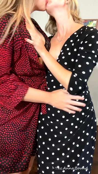 *works well with others*