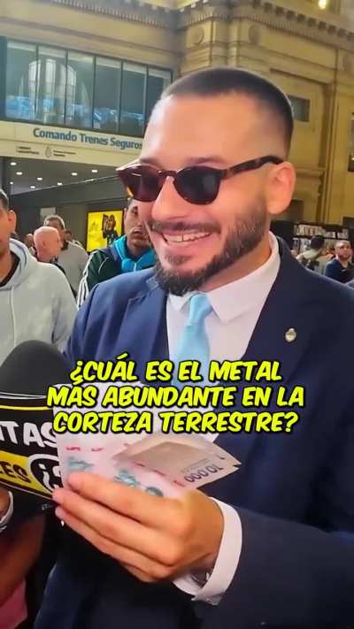 Le hicieron 5 preguntas por 50 mil pesos a un jubilado y la rompió