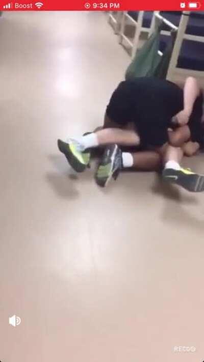 This how ima do the niggas in the Reddit when we meet up