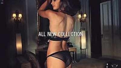 Taylor Hill. What I'd give for that ass on my face. 😍