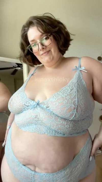 How do u feel about fat girls in lace
