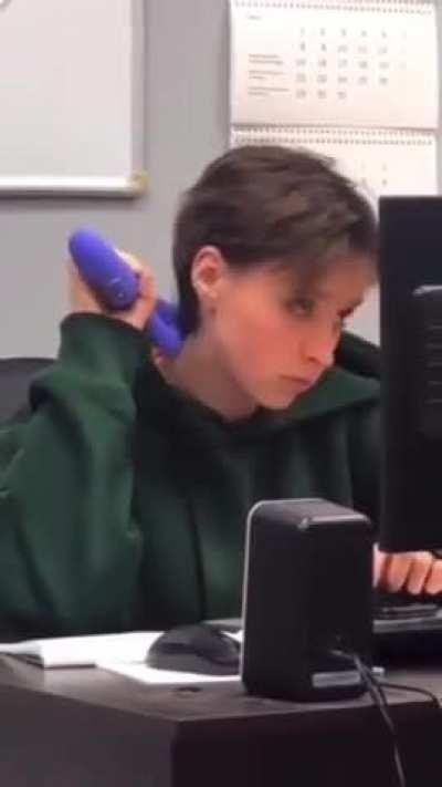 Bringing your electric neck massager to work
