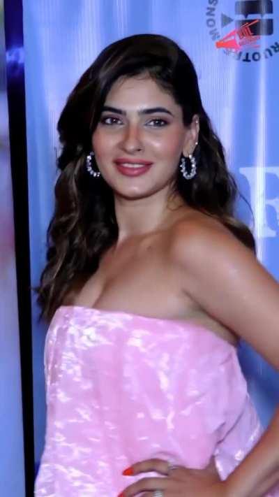 Karishma Sharma [New]
