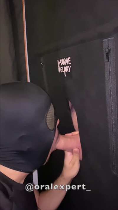 Straight Beer can Thick-dick comes back to my Gloryhole for a quick sucking 🤤