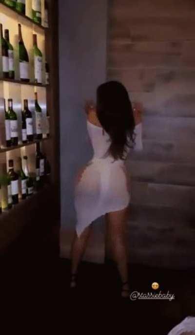 her ass 😍😍