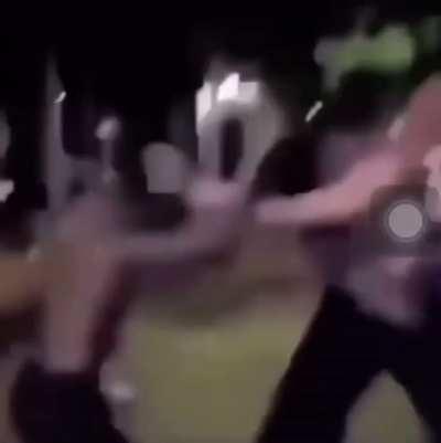 Zesty ass fight 😂😂