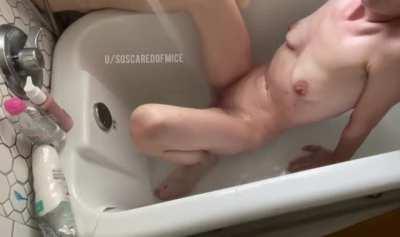 listen to me cum & then listen to me apologize for not cumming more