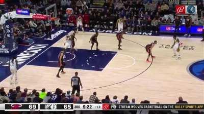 [Highlight] Anthony Edwards doing it all. First…a crazy block on Max Strus, then hits the step-back 3 in his face on the other end!