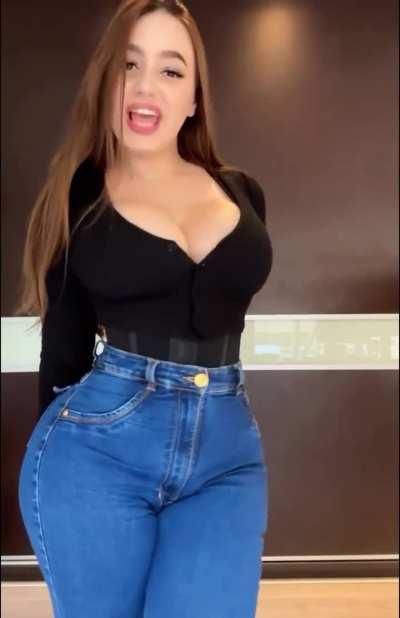 Quieres que te baile?😏