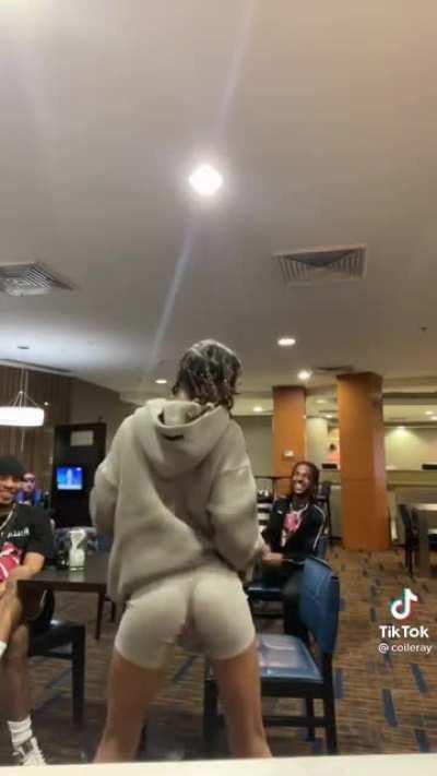 COI HAS SUCH A NICE ASS 🤤