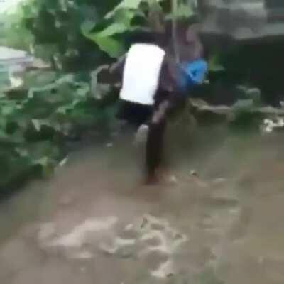 ADM vs Membro comum😳