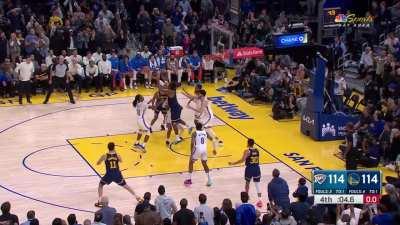 [Highlight] Andrew Wiggins hits the 3 off the Curry miss to go up 3 with 1.6 secs left