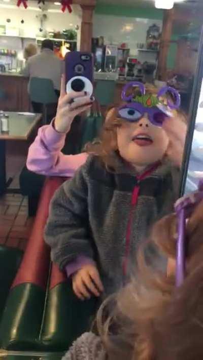 Ludosia, the Alien Ant Princess! 🐜