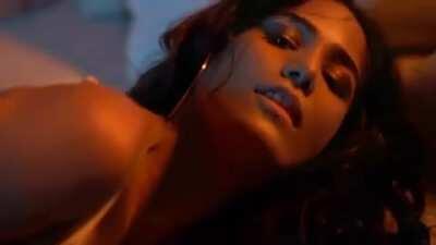 PP : Born To Love [SEX CUTS-DIRECT STREAMING]