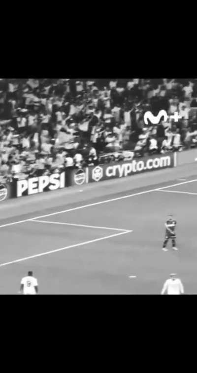 Rare video of Endrick's debut goal in the European Cup during 1950s