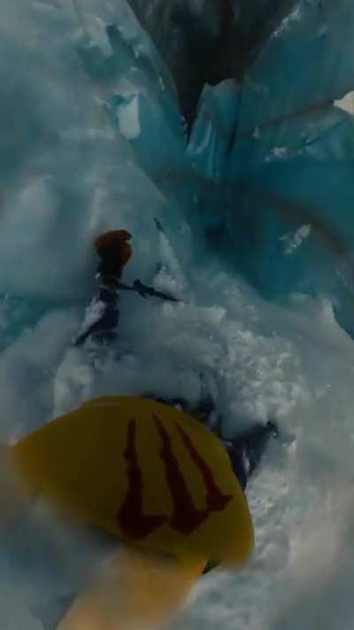 French Skier (@lespowtos on Instagram) miraculously survives crevasse fall