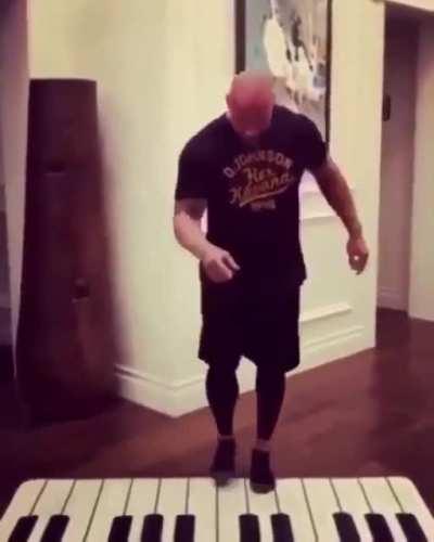 the rocc plays songe for us