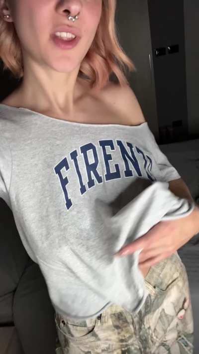 Your daily dose of tits