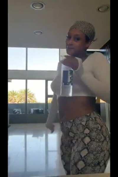 That ass is boneless and all types of juicy.🍑🍑🍑 just in time for the holidays.