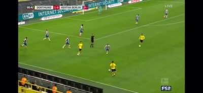 Jadon Sancho (Borussia Dortmund) skill vs Hertha Berlin 89’