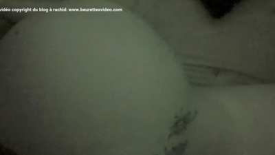 A Big Arab Cock is breeding that White pussy - Cette tatouée se fait arabed en levrette