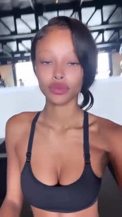 Vinetria Chubbs [2022-07-01]