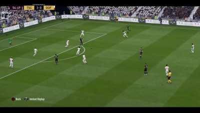 97 Harry Kane Review