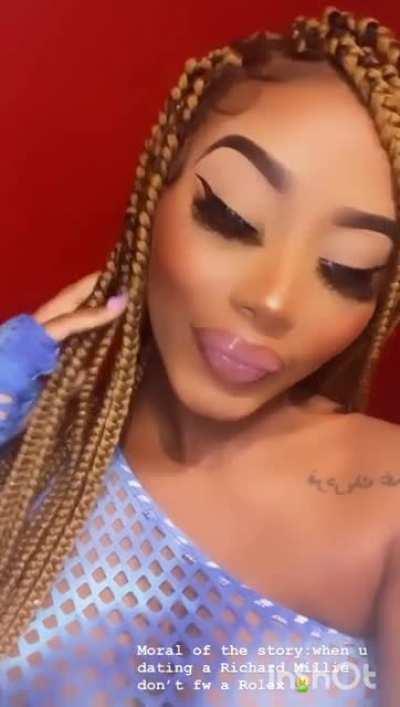 lil cubanita(@maria.maliann)