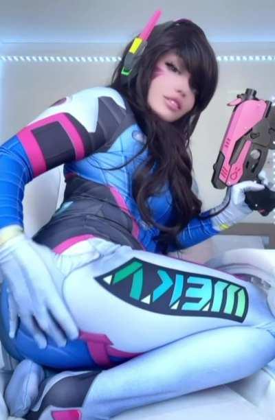 Super Needy Dva 🥹 by Elle Rae
