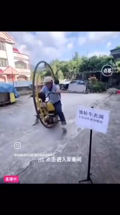 Chinese tiktok (from r/LostRedditor)