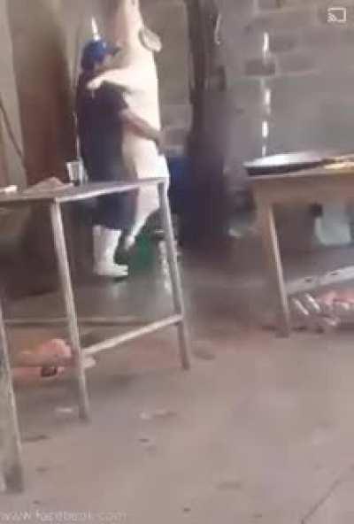 Trabajando con toda la actitud porque ya es viernes :D