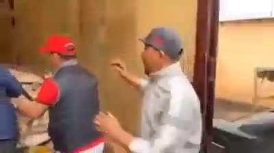 Rubius ayudando a Irina a cocinar be like...