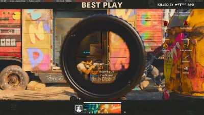 Guys, which gaming chair do you think he has?