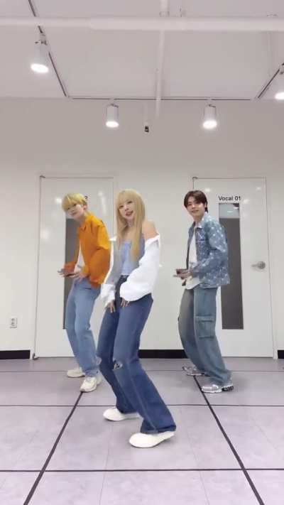 240511 Vivi Loossemble Update