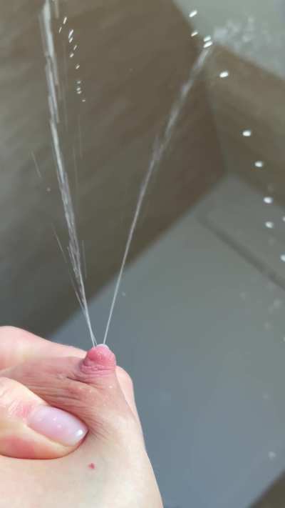 Oh! What beautiful jets coming straight from mommy's perky tit. I love imagining myself squirting right on you 😈