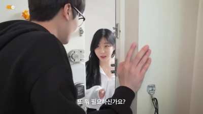 You know this girl and I will spam her content 😋🇰🇷