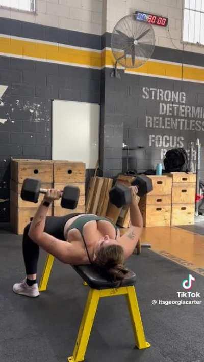 Every day is chest day for @itsgeorgiacarter